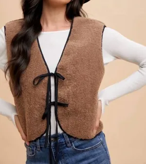 Contrast Tie Detail Fleece Fur Vest In Mocha