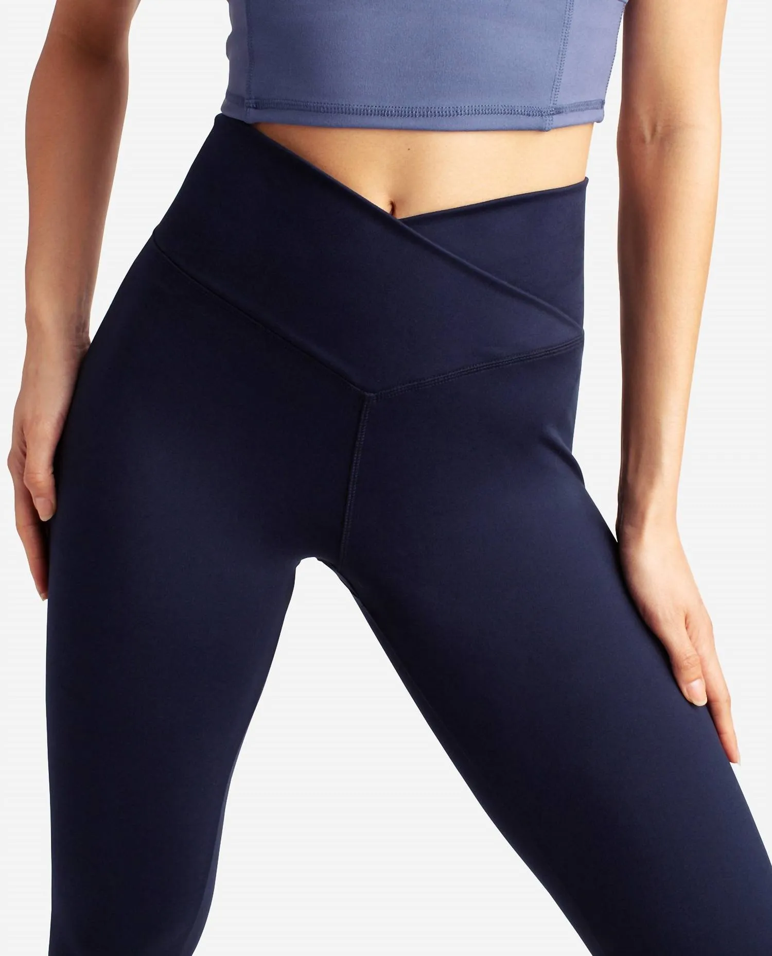 Crossover Waist 7/8 Legging In Neo Navy