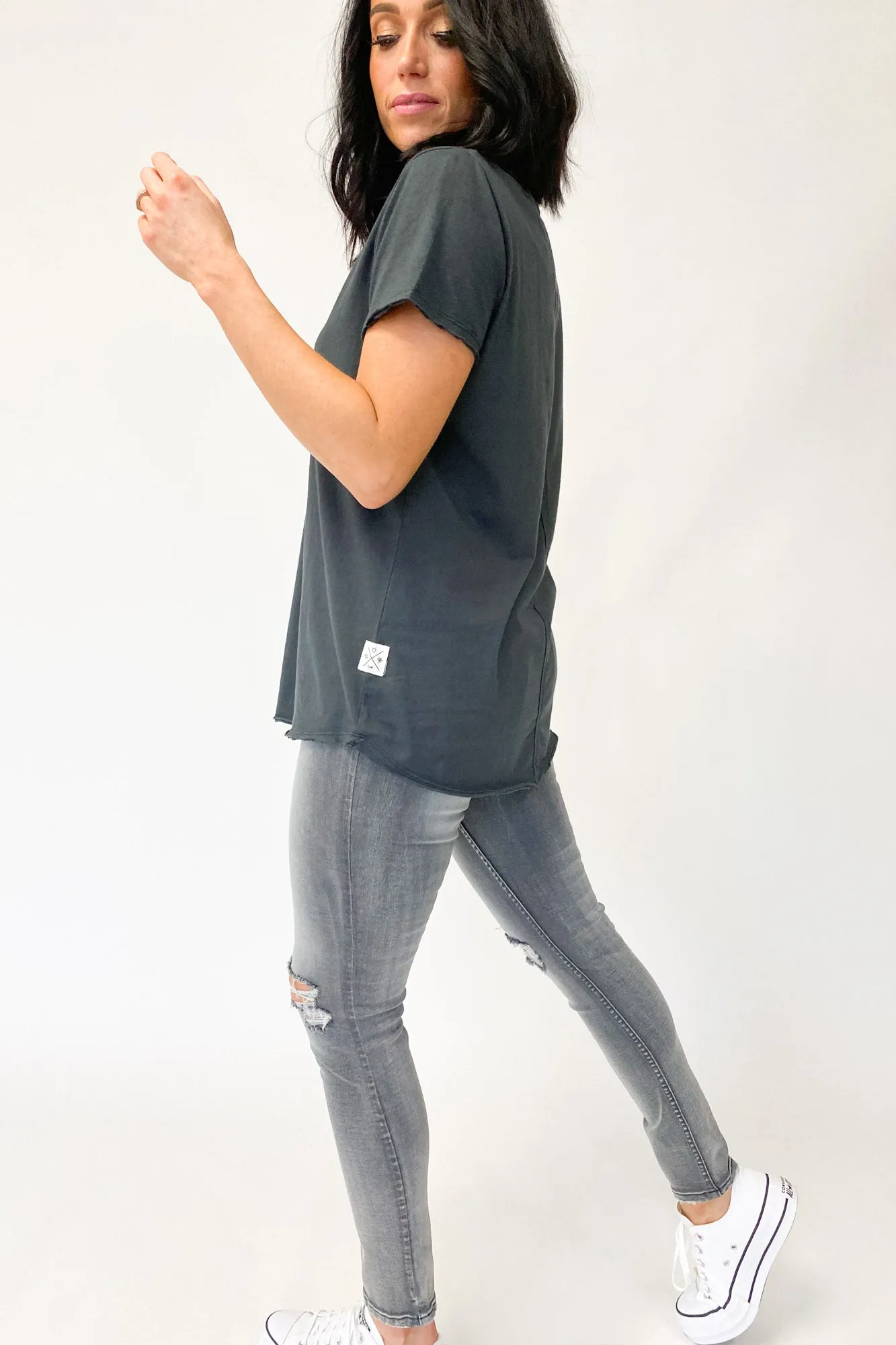 Elm Fundamental Vee Tee Washed Black