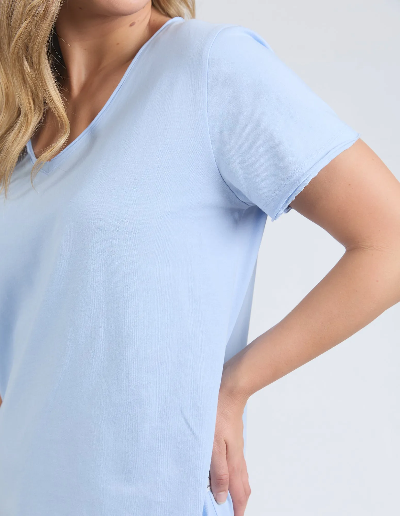 Elm Pima Vee Tee Dream Blue