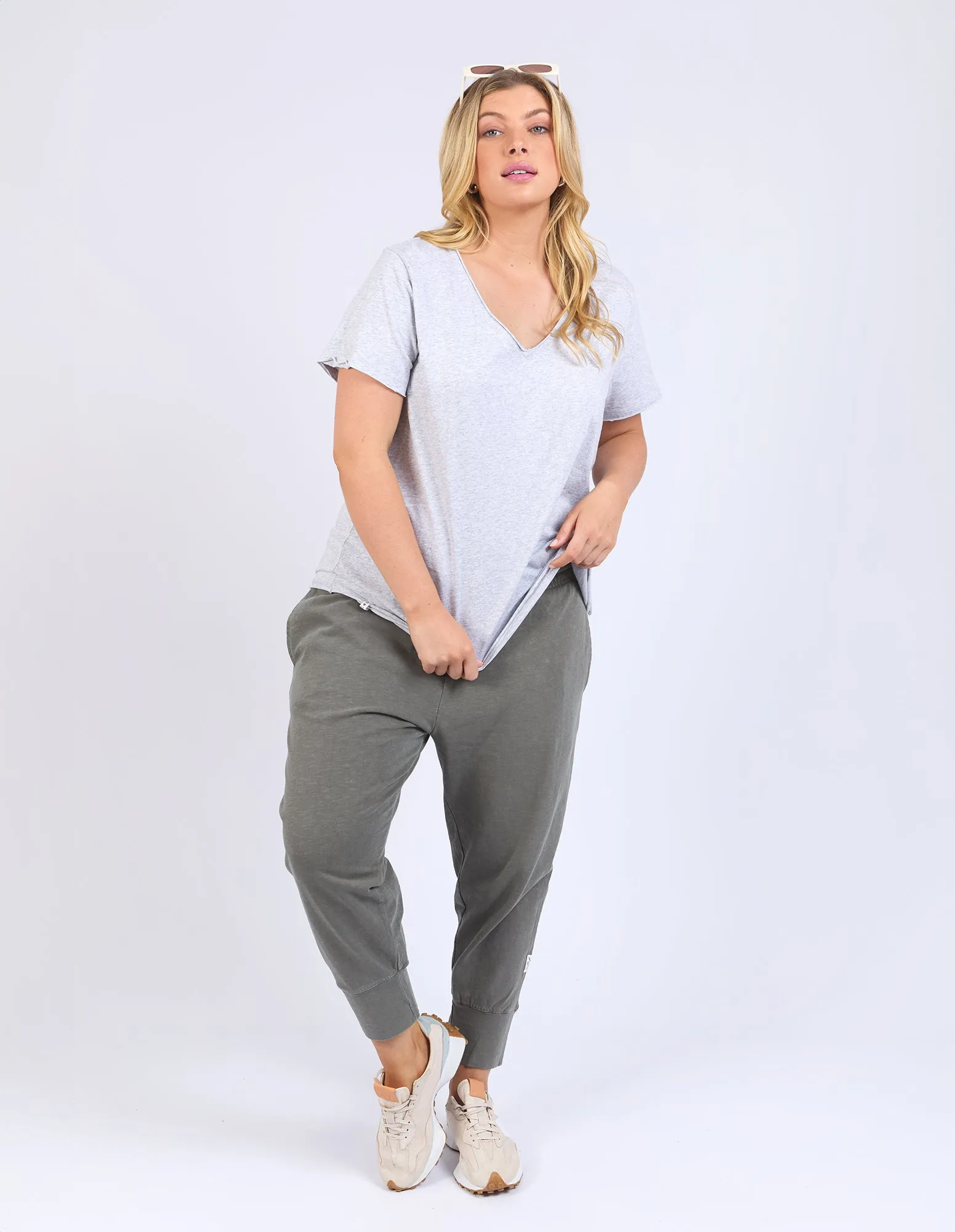 Elm Pima Vee Tee Grey Marle