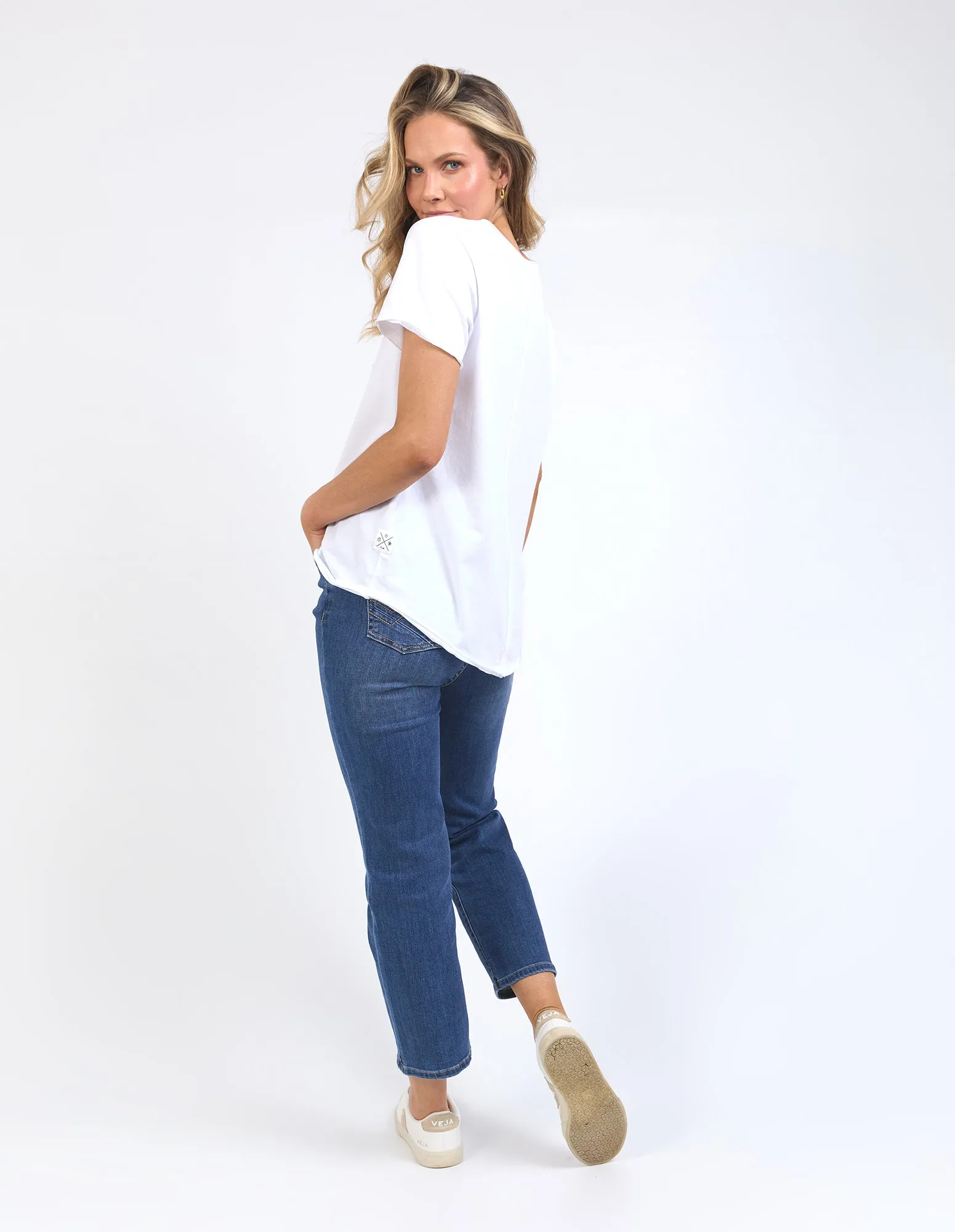 Elm Pima Vee Tee White