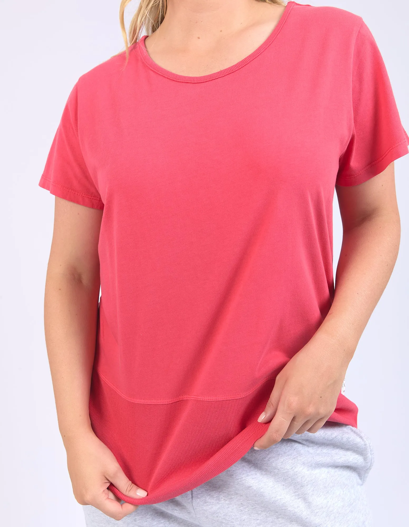 Elm Rib S/S Tee Bittersweet Red