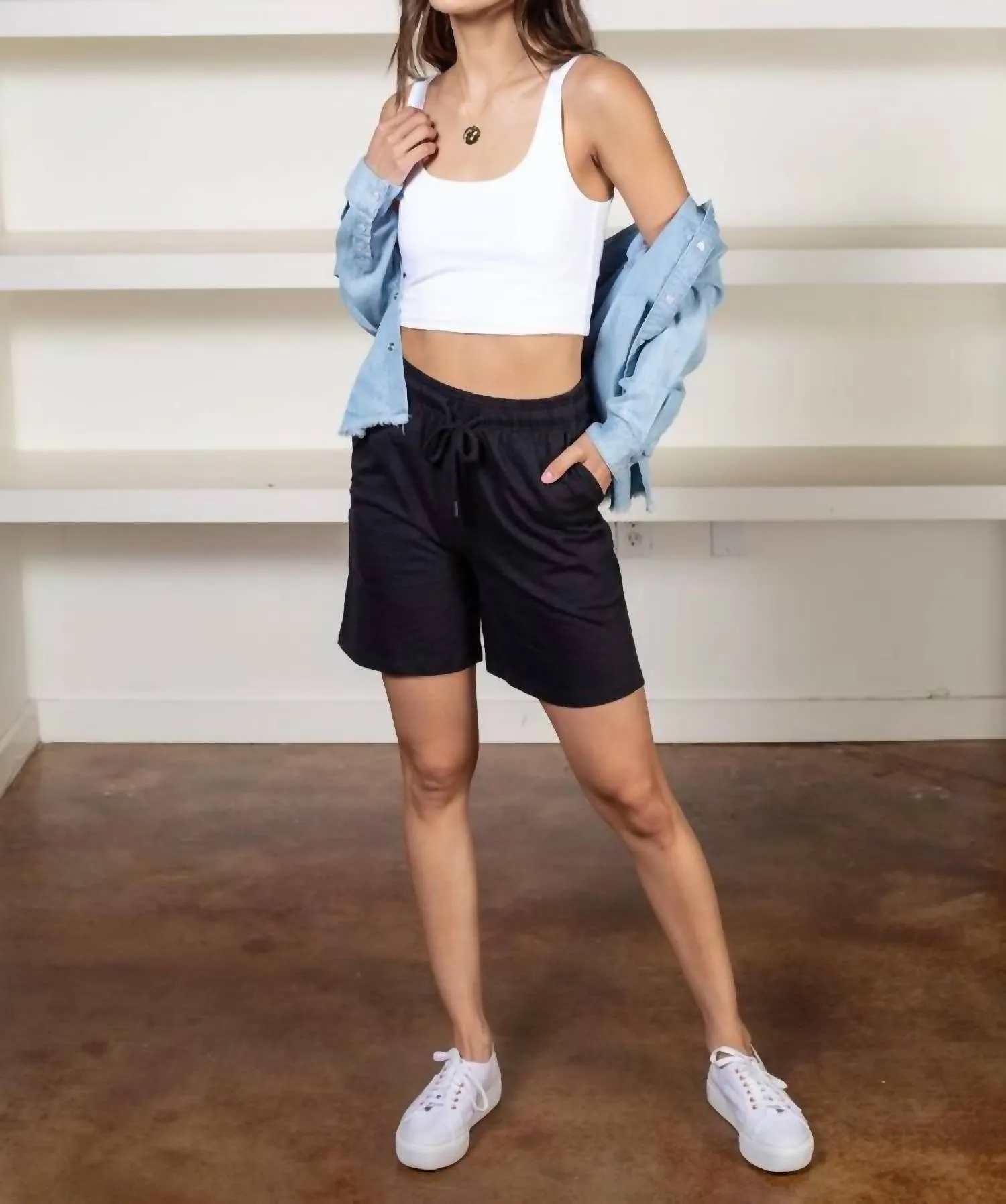 Fernandez Drawstring Short In Black