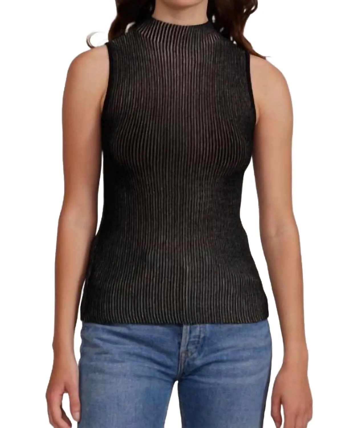 Gyda Mock Neck Top In Black/gold