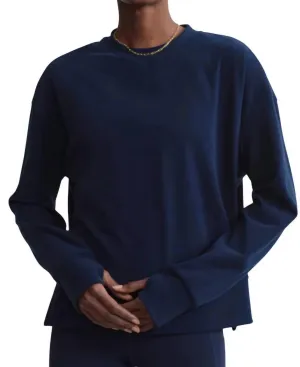 Horton Side Zip Midlayer Sweatshirt In Dark Sapphire