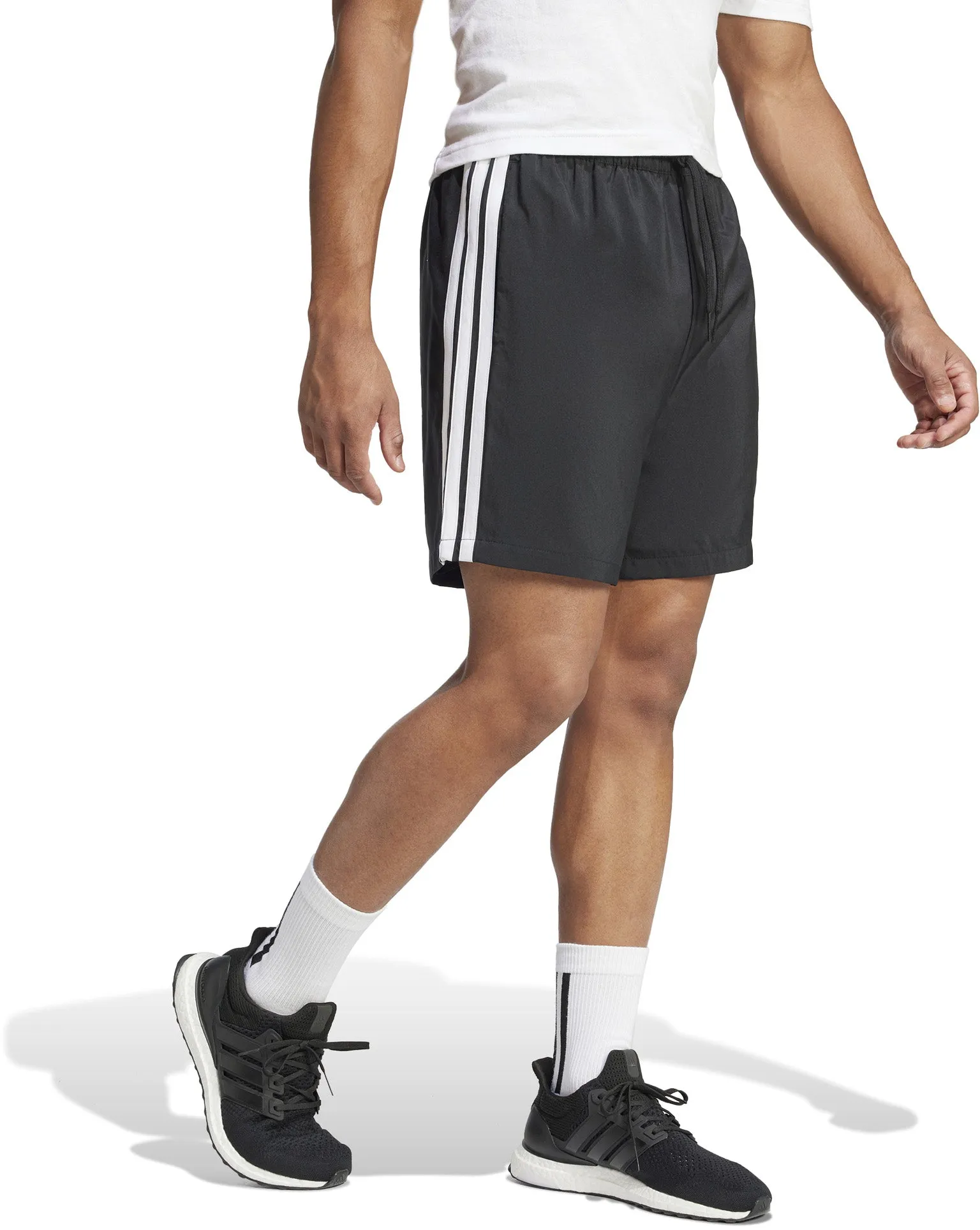 Men's Essential 3-Stripes Chelsea Shorts