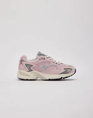 New Balance 725v1 Grade-School