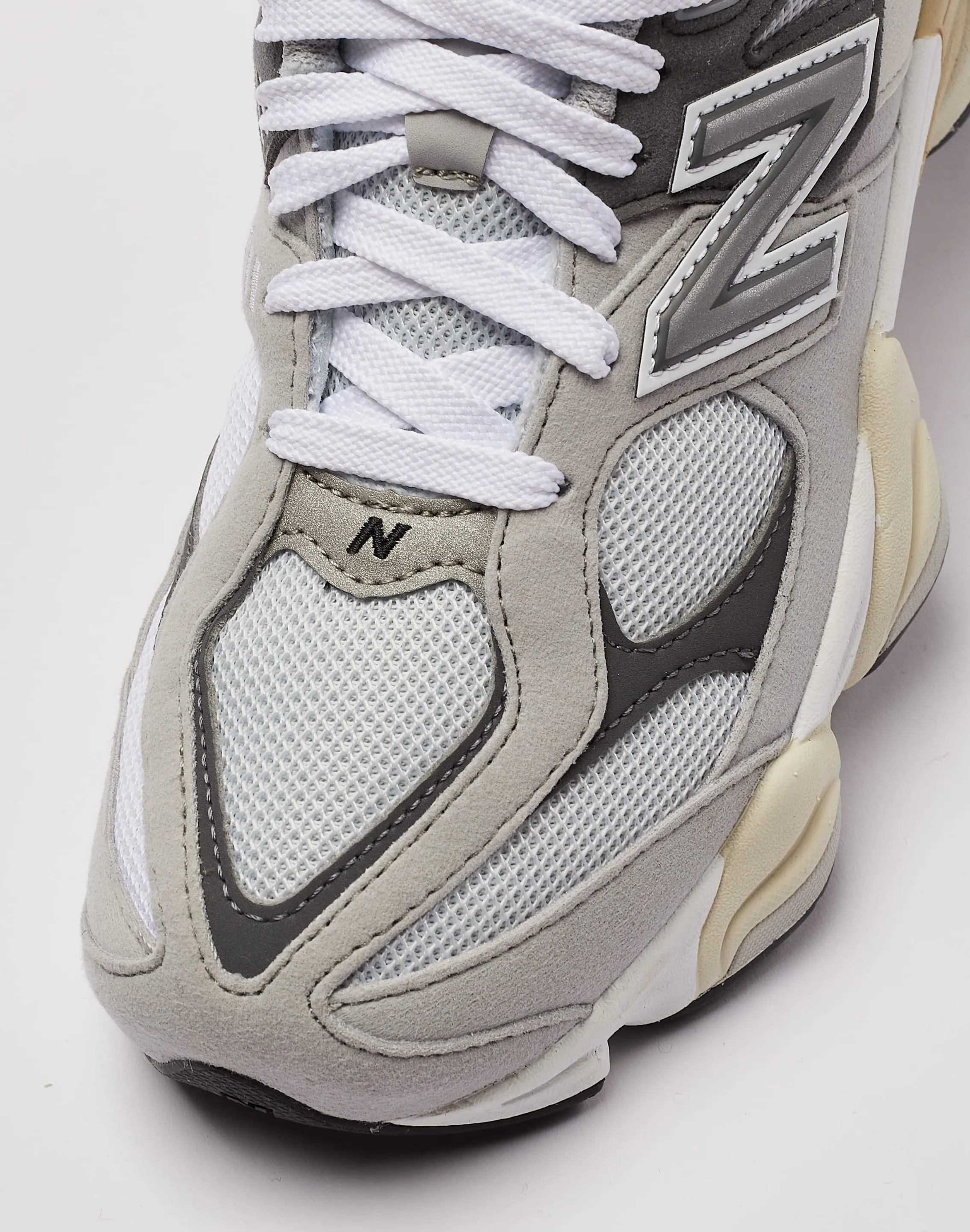 New Balance 9060 Grade-School