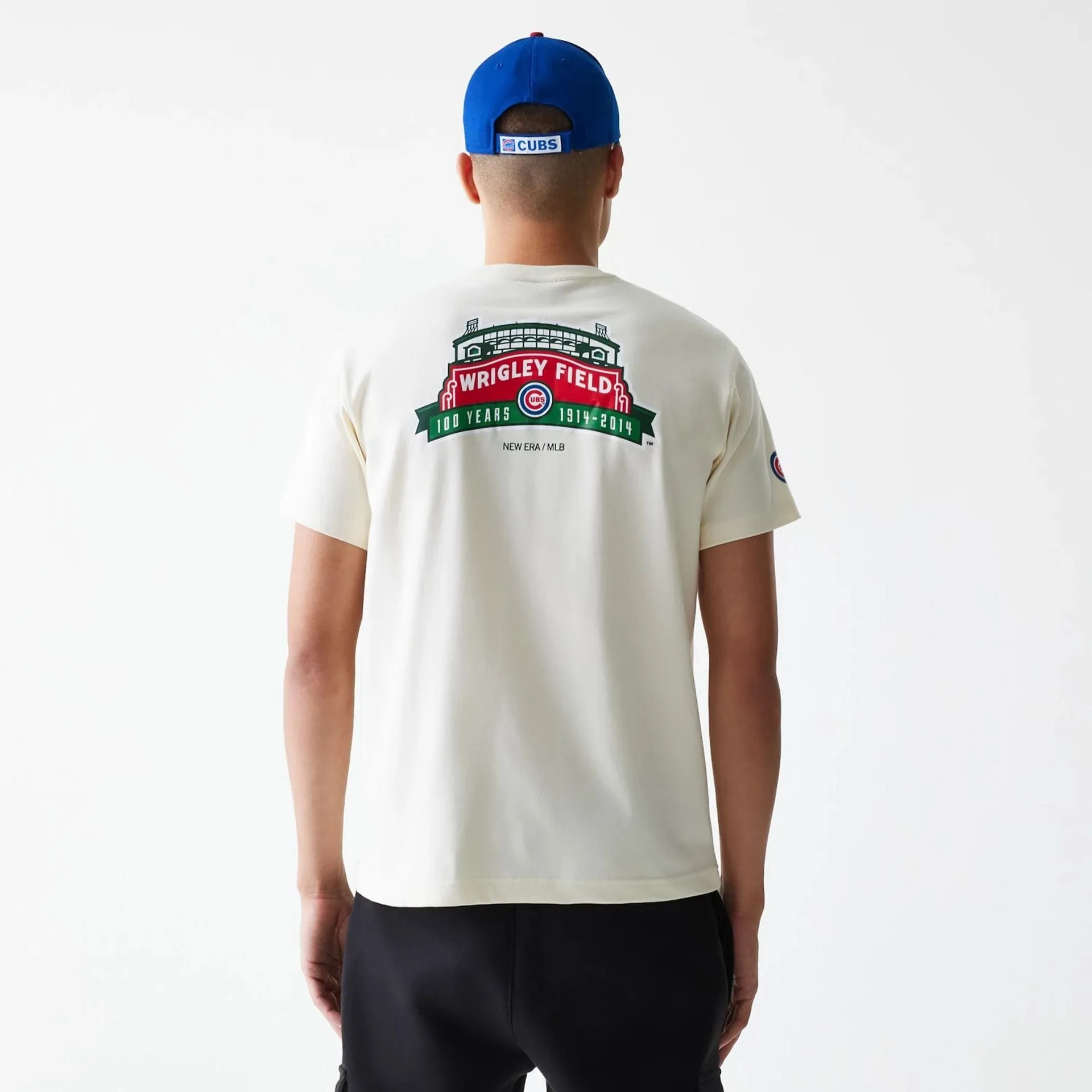 New Era T-Shirts And Tank Tops Chicago Cubs MLB Mascots Cream T-Shirt