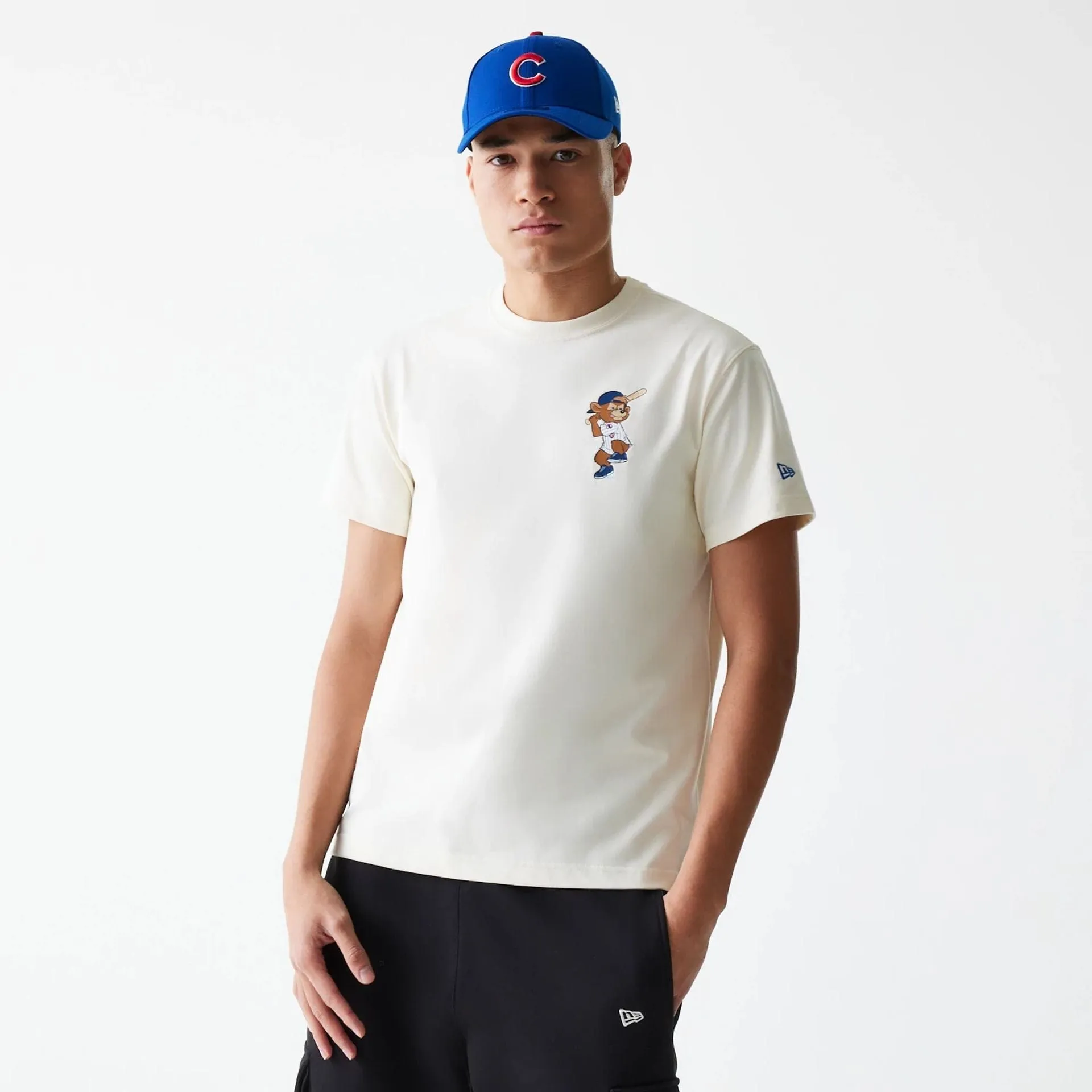 New Era T-Shirts And Tank Tops Chicago Cubs MLB Mascots Cream T-Shirt
