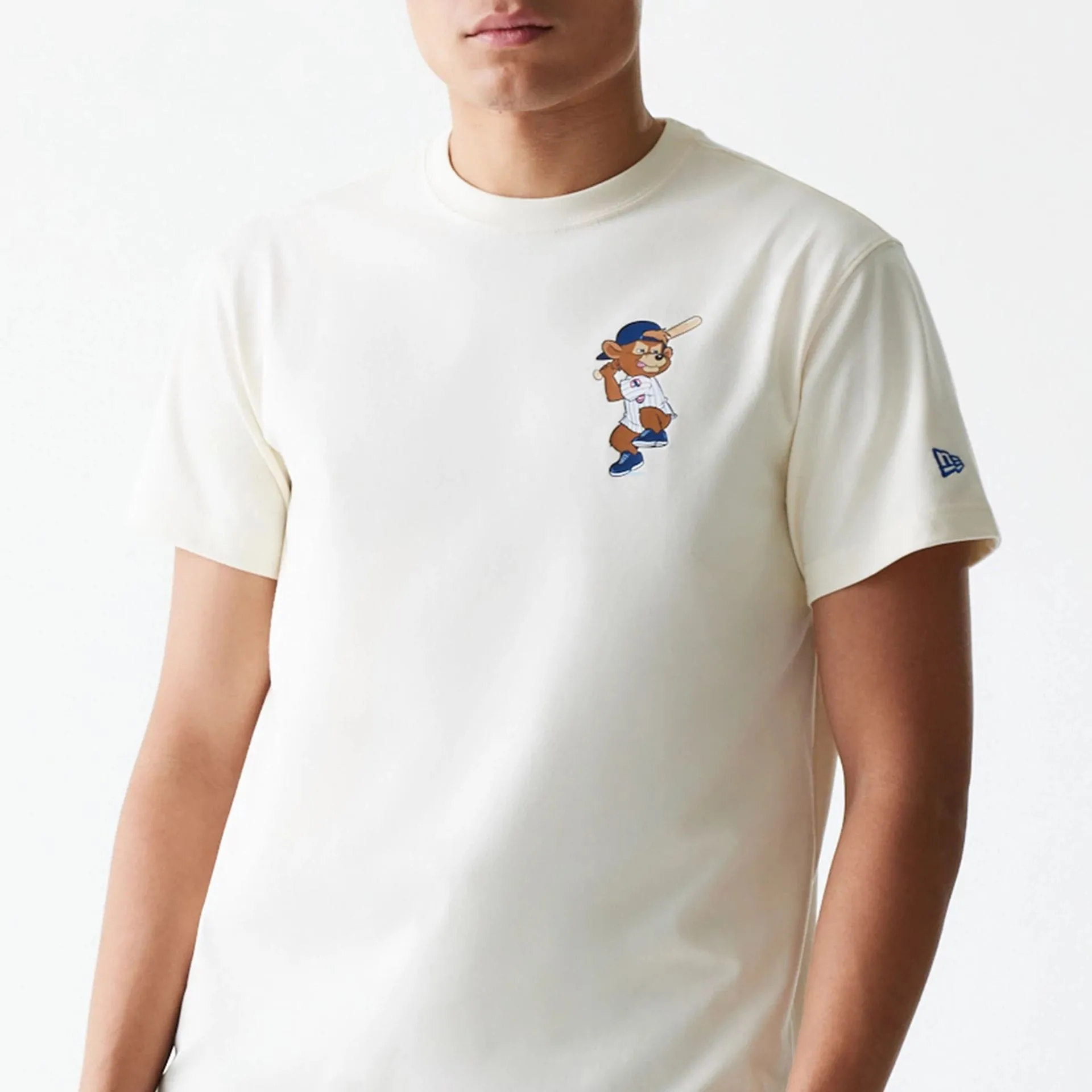 New Era T-Shirts And Tank Tops Chicago Cubs MLB Mascots Cream T-Shirt