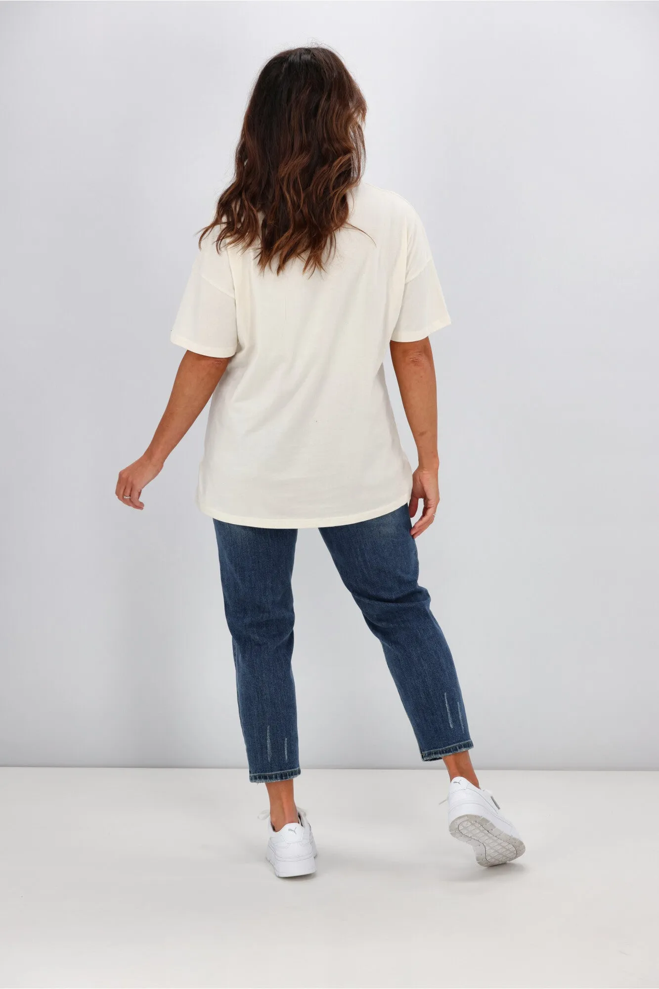Rebel Club By Shine On Arrow Heart Boyfriend Tee Vintage White