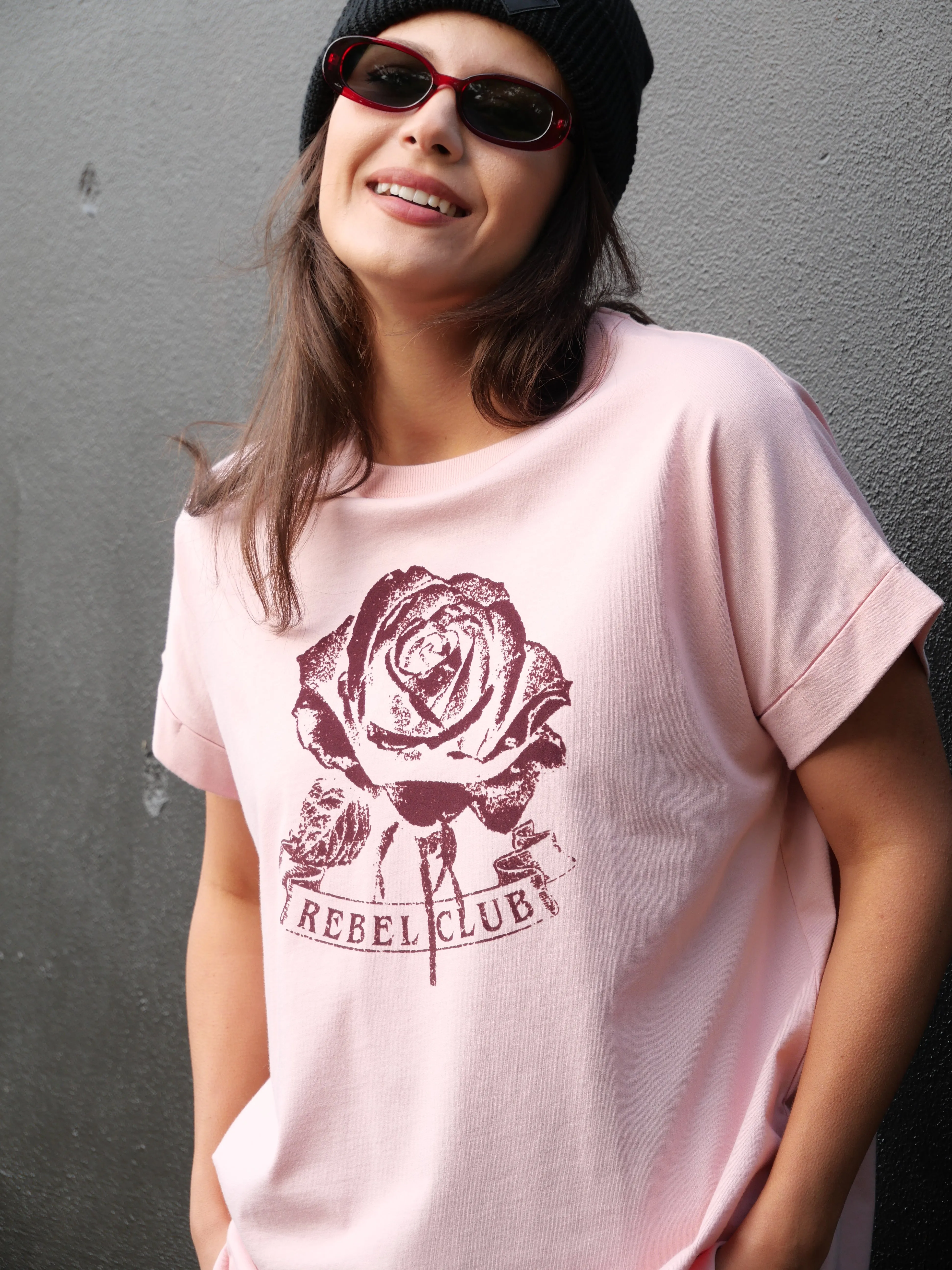 Rebel Club Merlot Rose Capsleeve Tee Pink