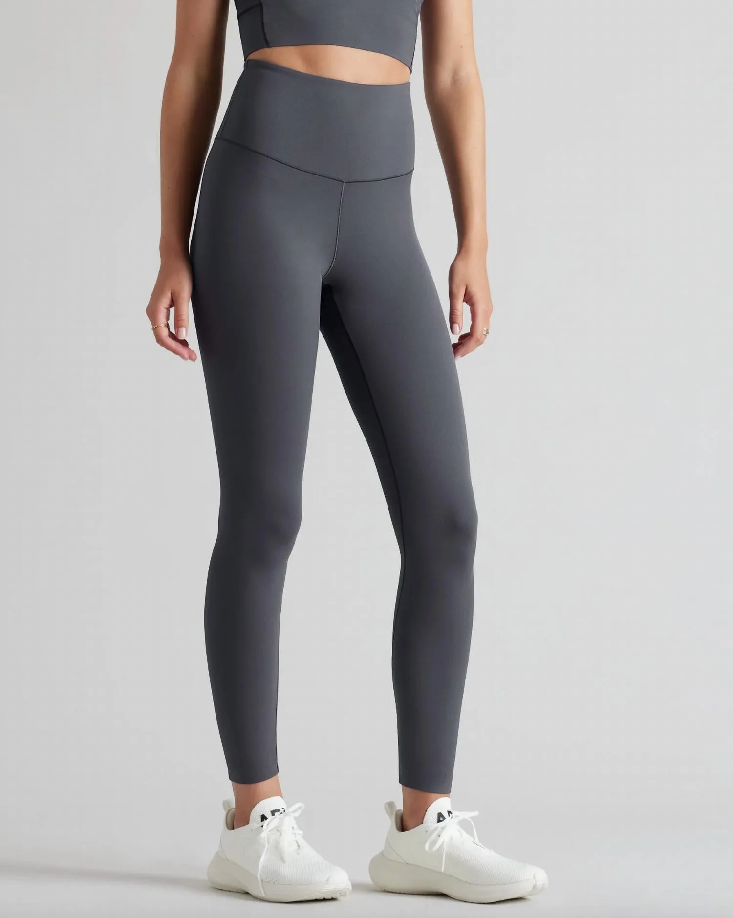Revive 7/8 Leggings In Ashalt