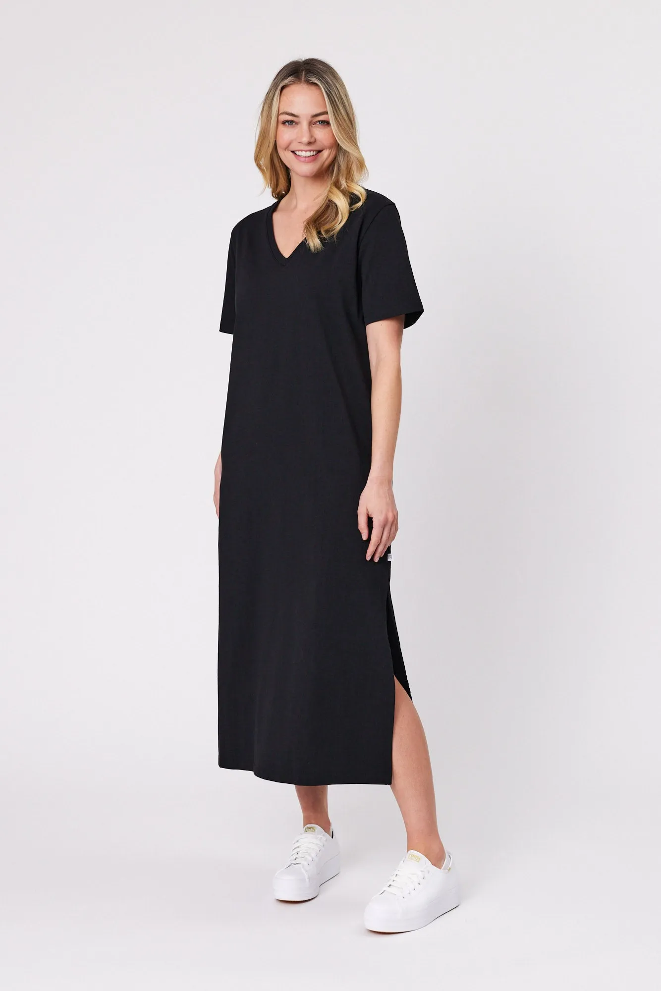 Shine On Essentials Maxi Tee Dress Black