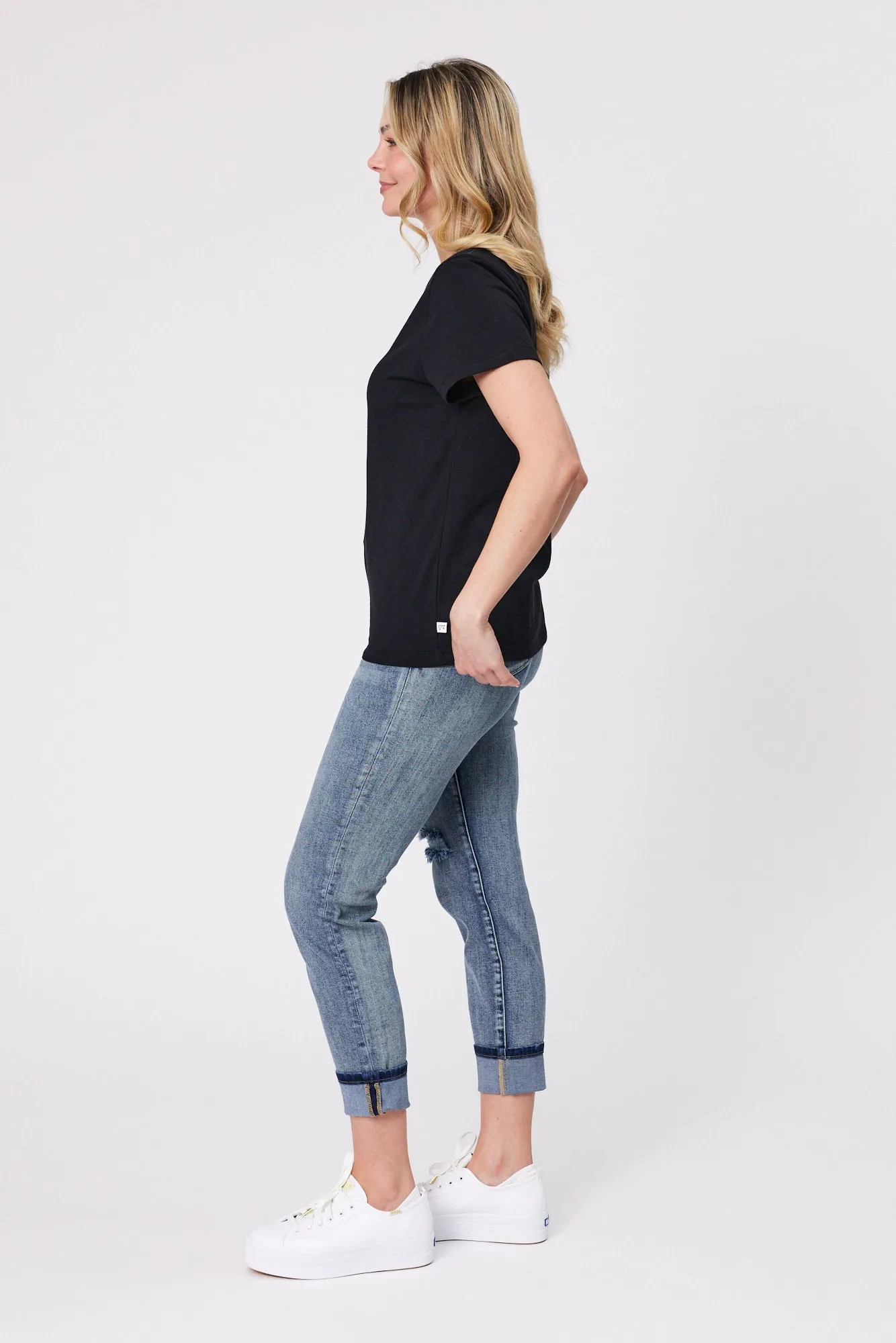 Shine On Essentials Tee Black