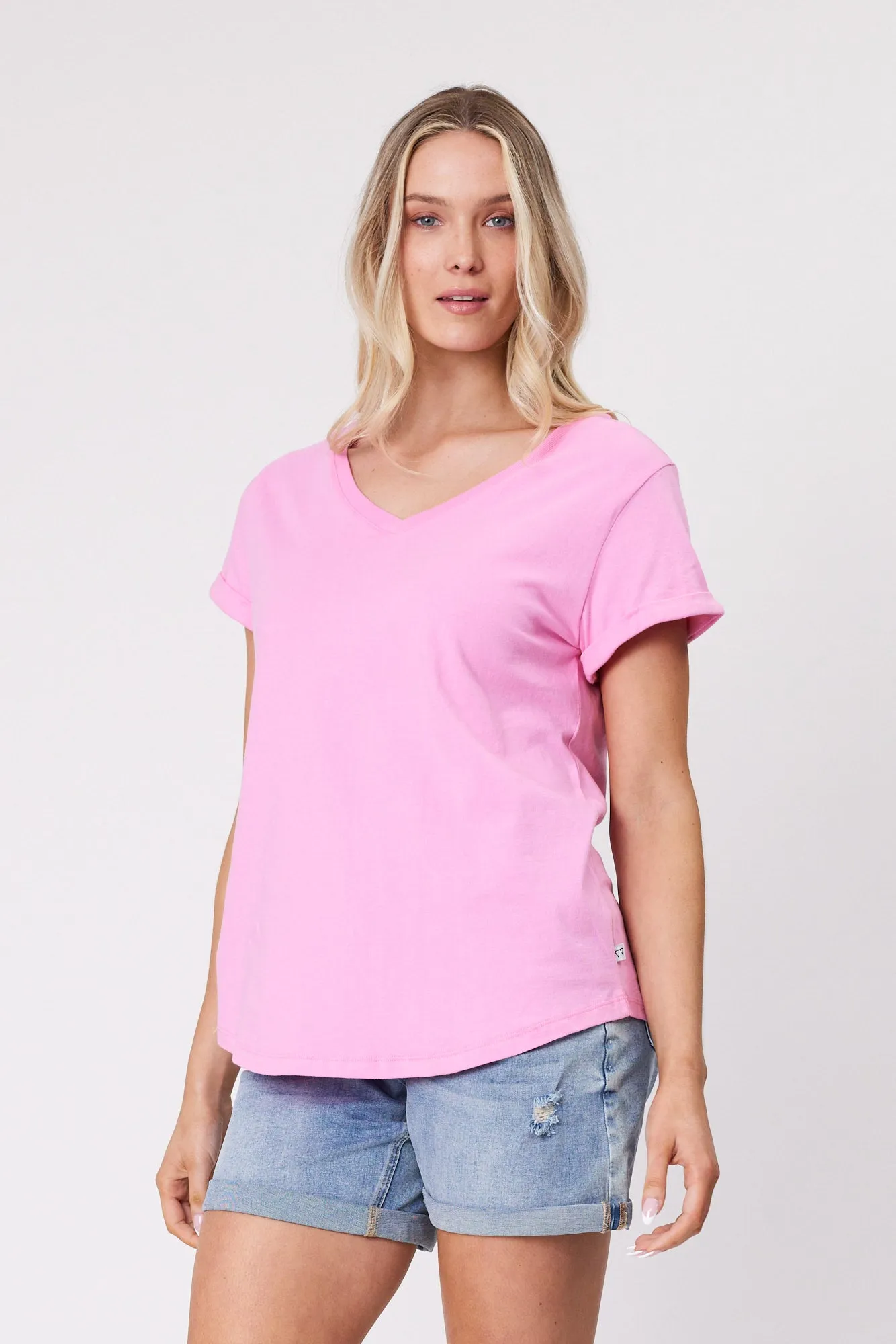 Shine On Essentials V Tee Pink