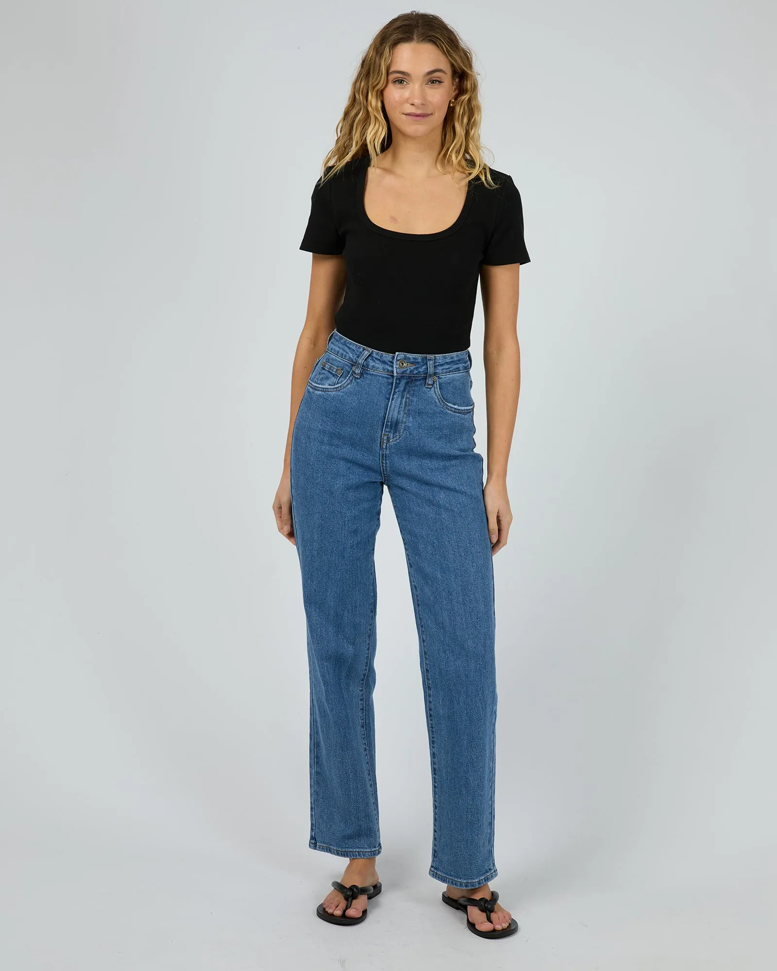 Silent Theory Mia Tee Black