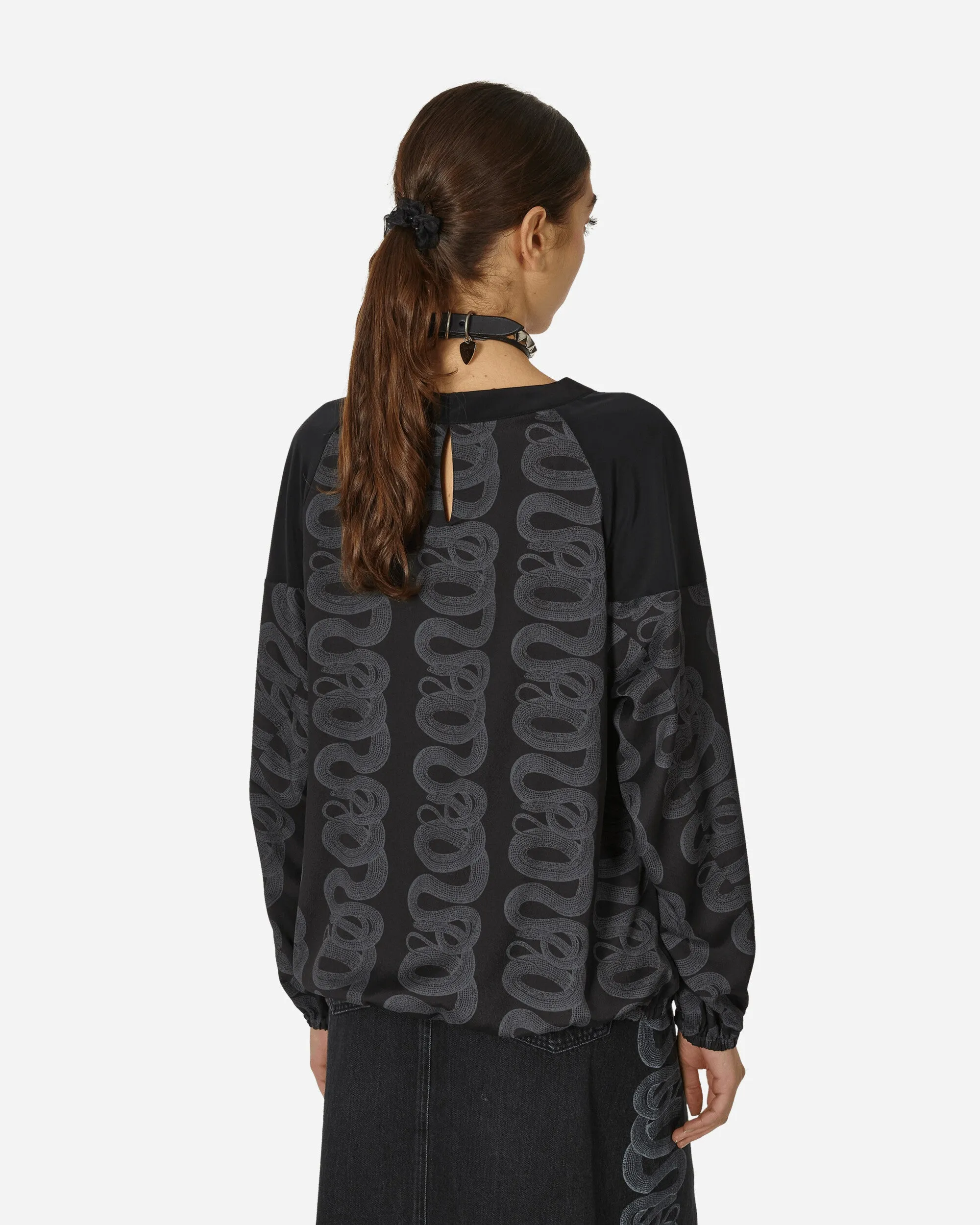 Snake Loop Pattern Longsleeve Top Black