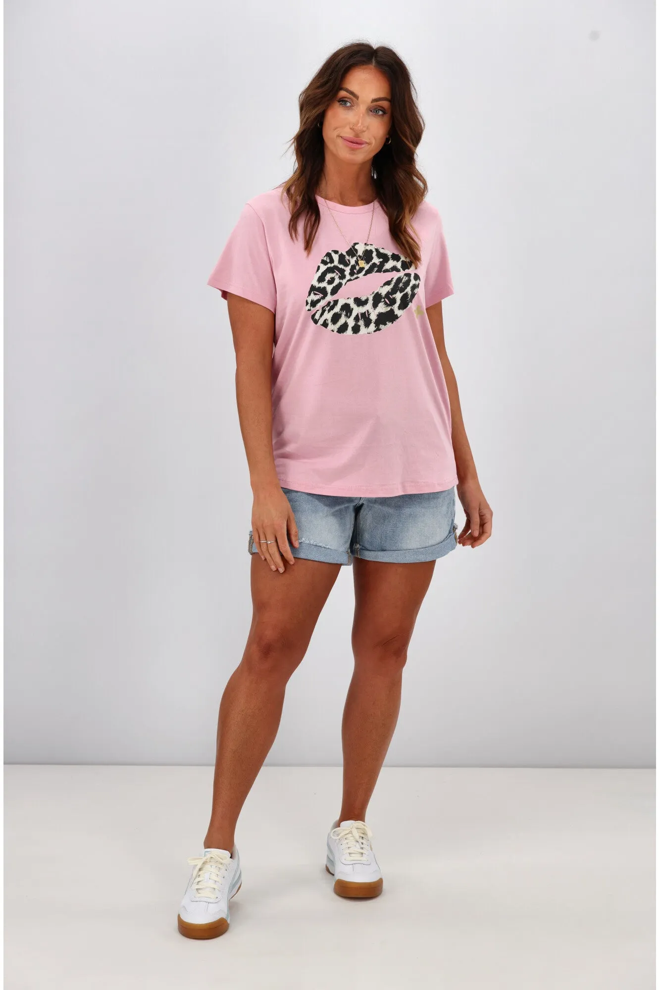 Stella   Gemma T-Shirt Pink With Leopard Lips