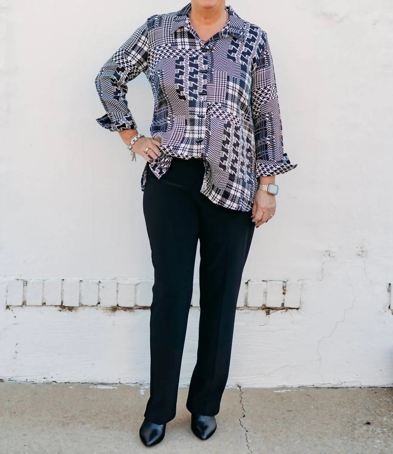 Turn-Up Cuff 3/4 Sleeve Button Shimmer Woven Shirt In Snow