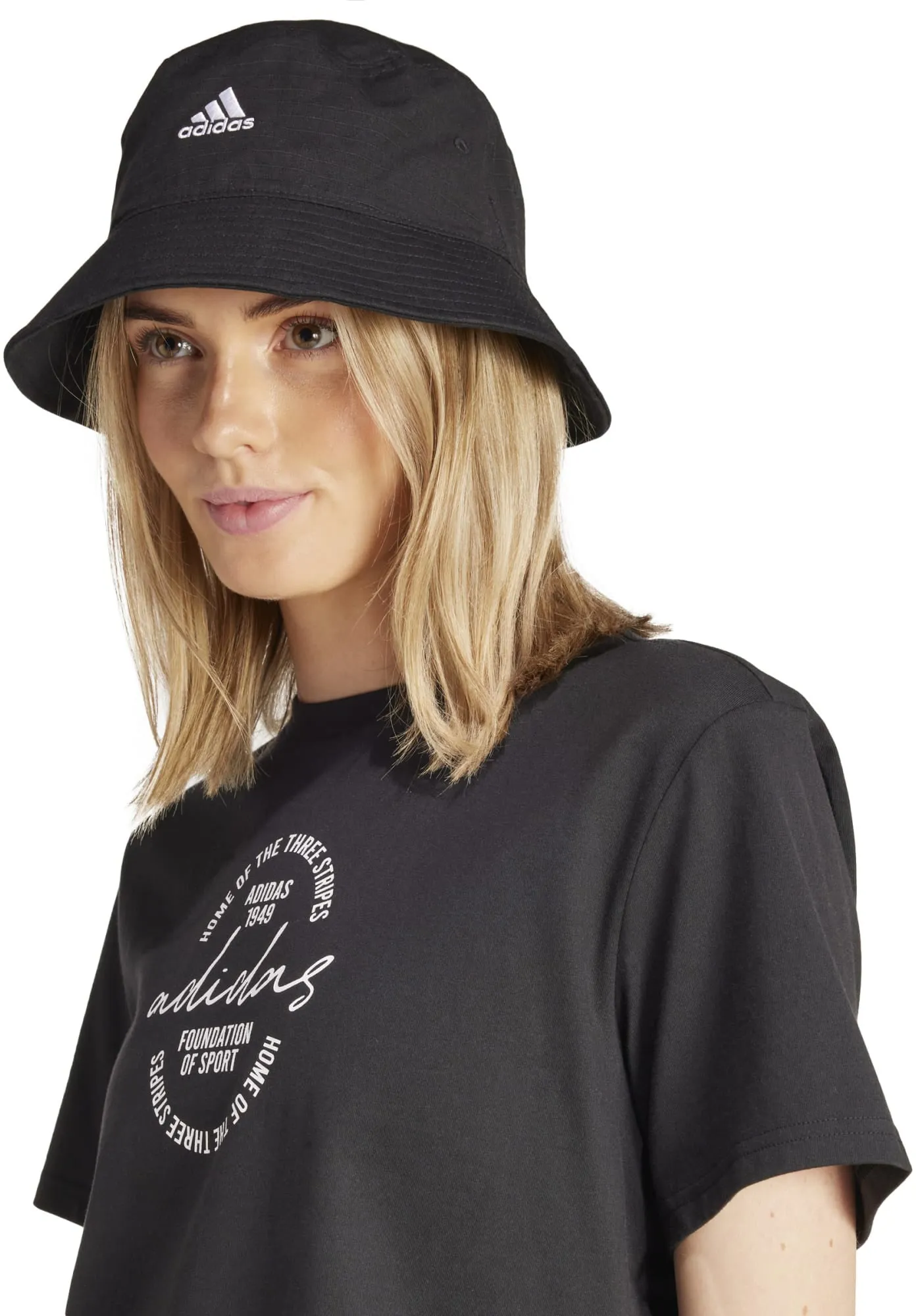 Women's Brand Love Signature Graphic T-Shirt