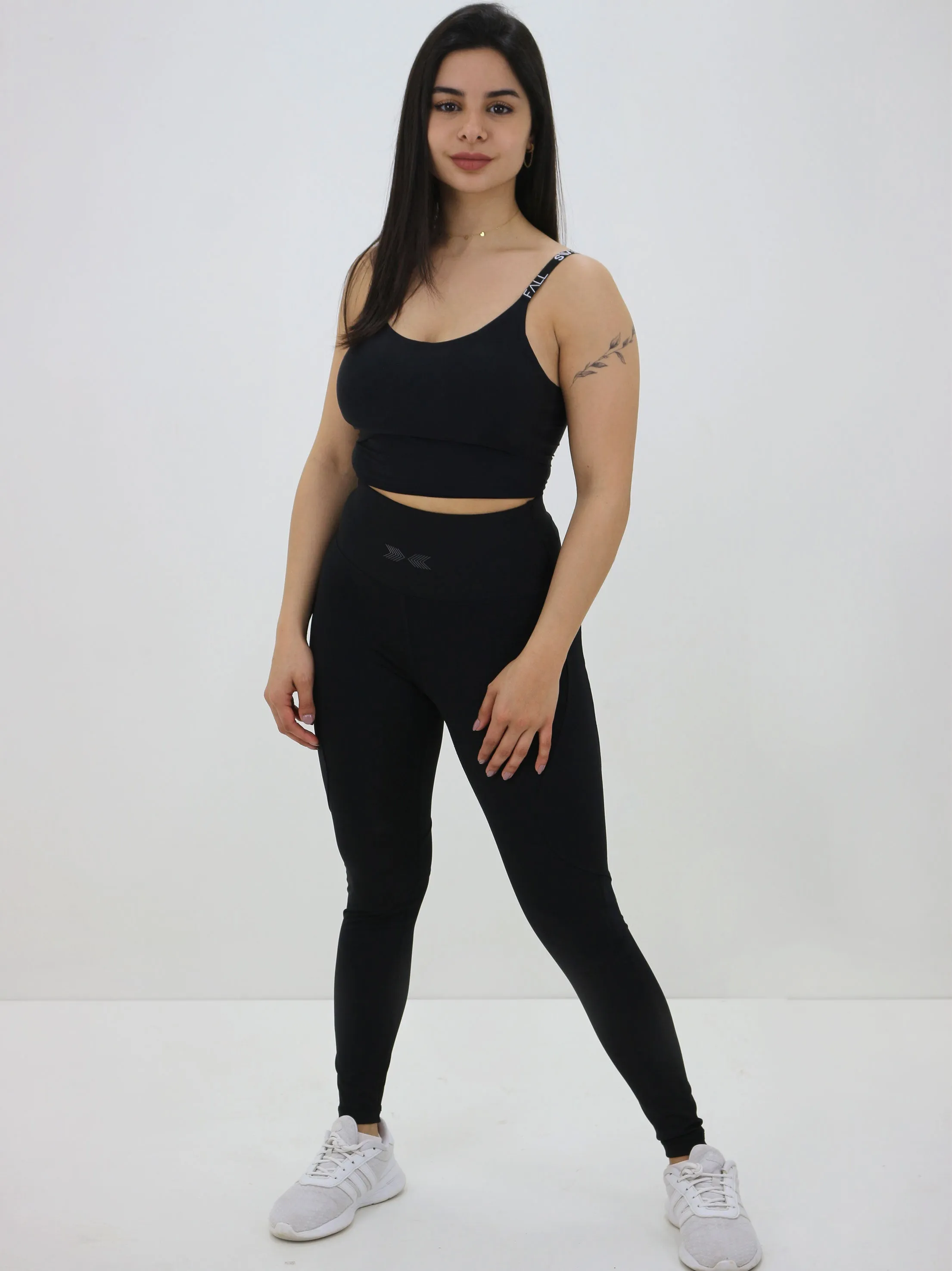 Women's Straps Brand Logo Printed Sports Bra,Black